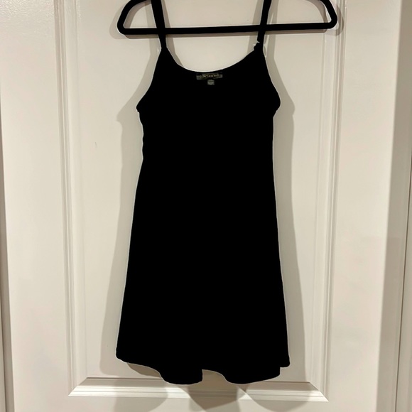 Don’t Ask Why -American Eagle black velvet slip dress one size - Picture 1 of 3